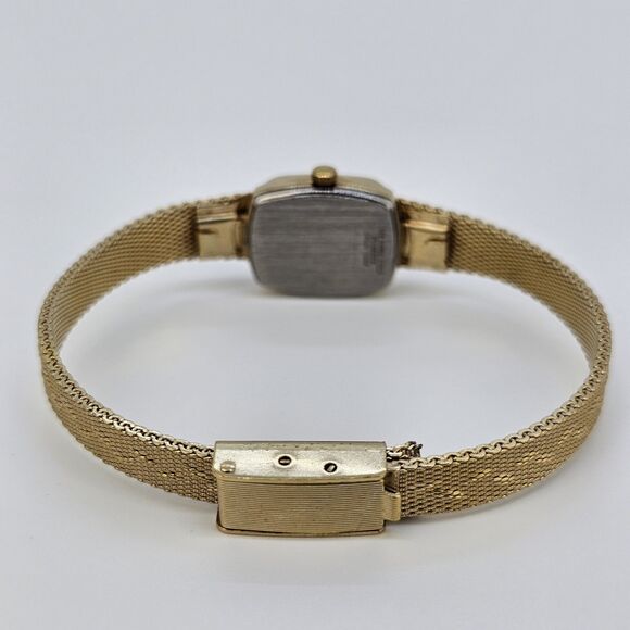 VTG Helbros Women's Watch 15MM Gold Dial Gold Milanese Band 5.5" New Battery - Picture 7 of 9
